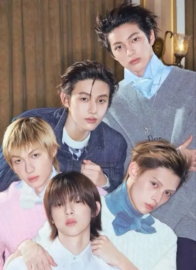 chat with ai character: Cortis