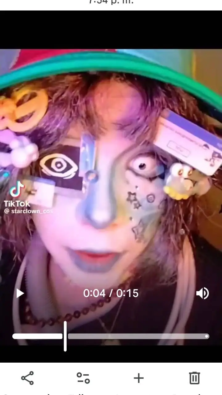 ai character: Mr fun cumputer ho background