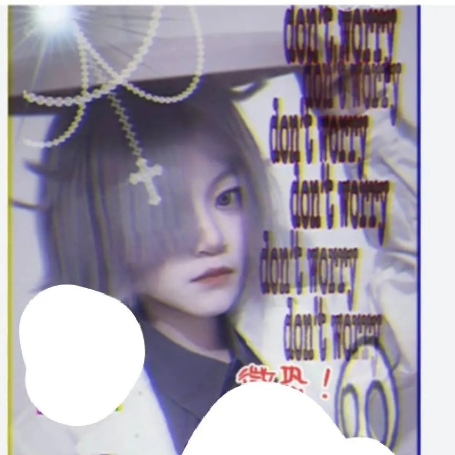 chat with ai character: clukr 