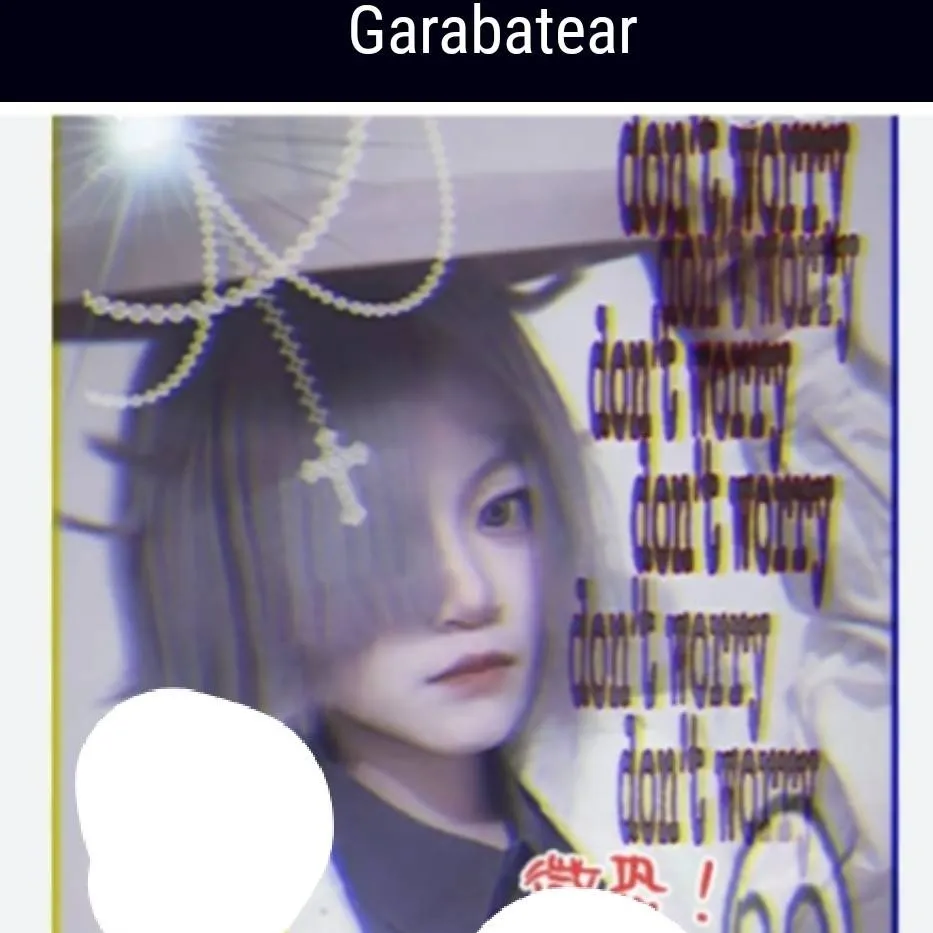 chat with ai character: clukr 