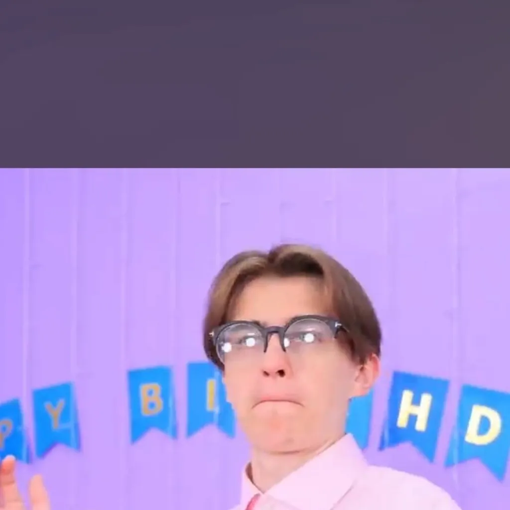 chat with ai character: oren paul