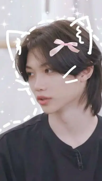 ai character: ★felix★ background
