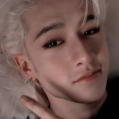 chat with ai character: channie