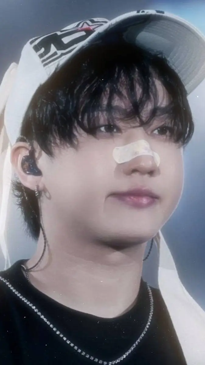 ai character: changbin  background