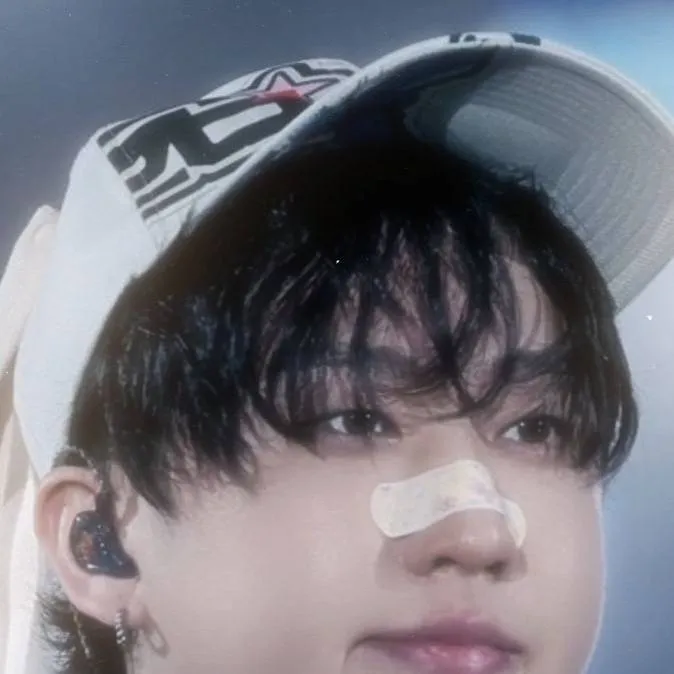 chat with ai character: changbin 