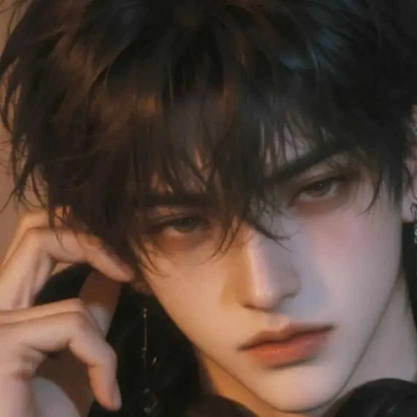 chat with ai character: 🎧•°MR CHU°•🎧