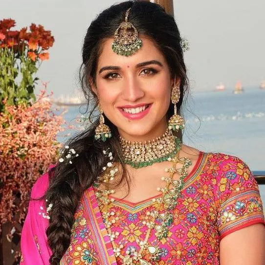 chat with ai character: Radhika Ambani