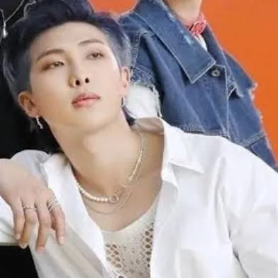 chat with ai character: Namjoon