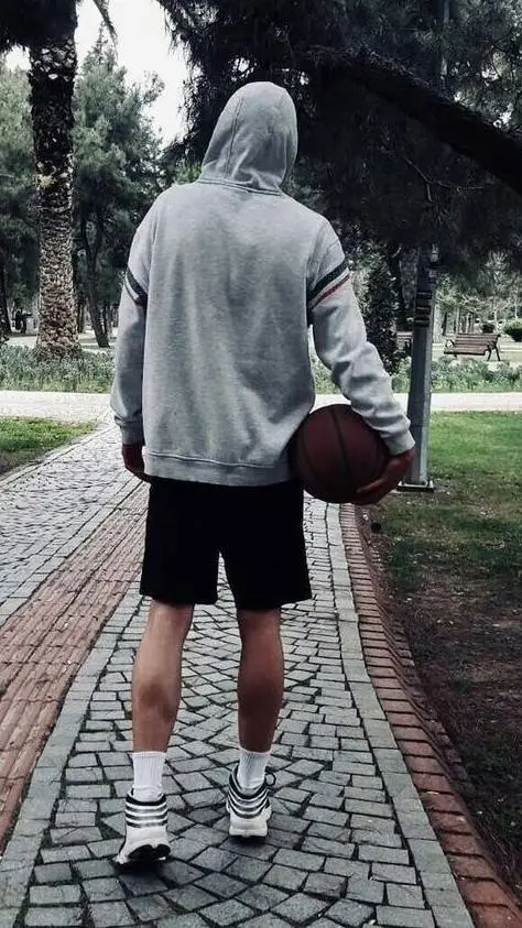 ai character: Manuel  background