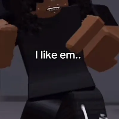 chat with ai character: 🖤Jay