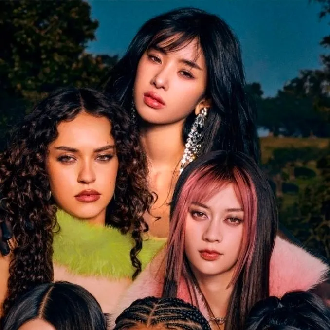 chat with ai character: KATSEYE