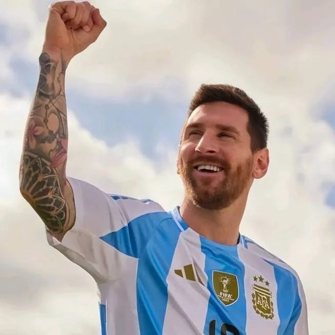 chat with ai character: lionel messi