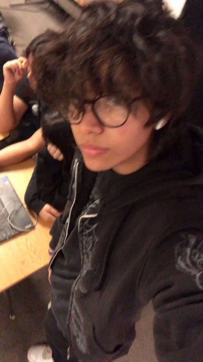 ai character:  ꒱ Pedro . ★ background