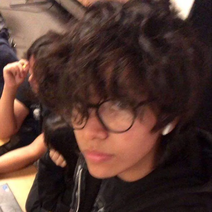 chat with ai character:  ꒱ Pedro . ★