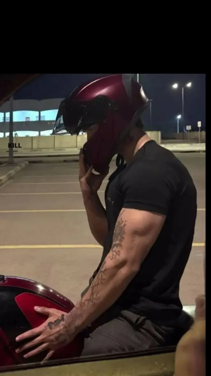 ai character: Asher background