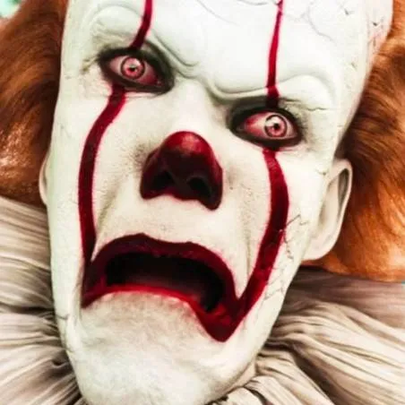 chat with ai character: Pennywise