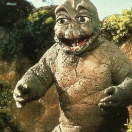 chat with ai character: Minilla