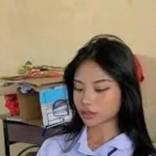 chat with ai character: Maria 