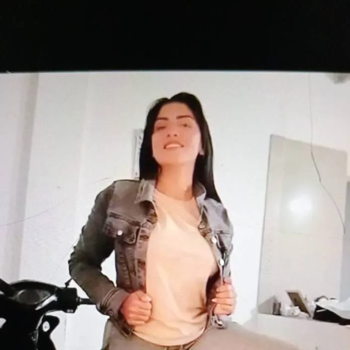 chat with ai character: Lily