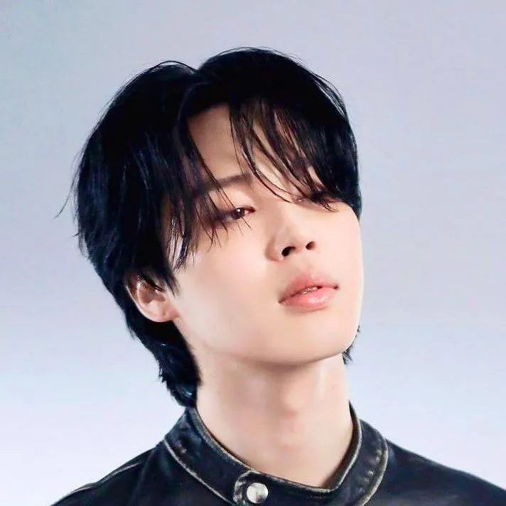 chat with ai character: Чимин