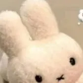 chat with ai character: ... 