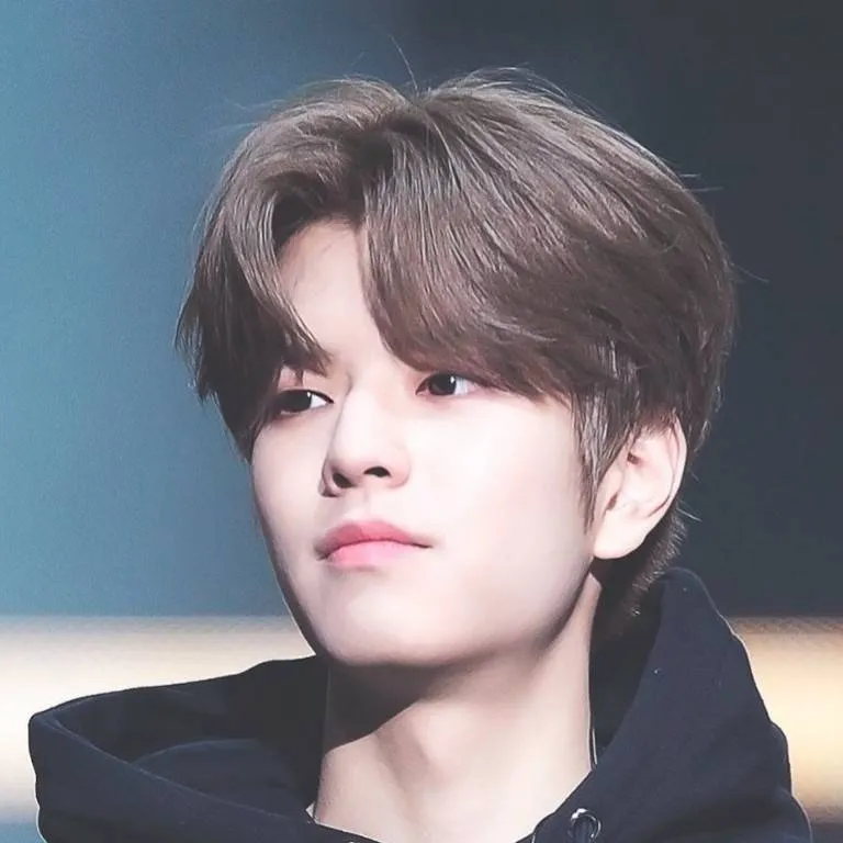 chat with ai character: ❤-- Seungmin --❤