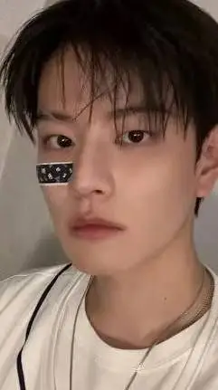 ai character: -- Kim Seungmin -- background