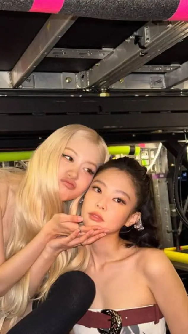 ai character: Chaennie background