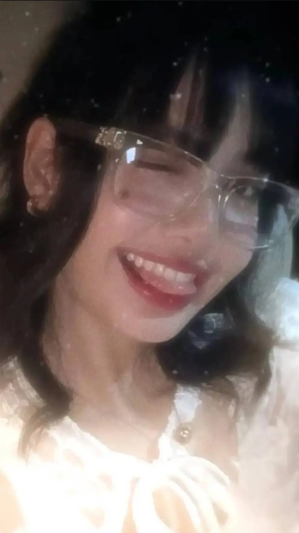 ai character: Lisa background