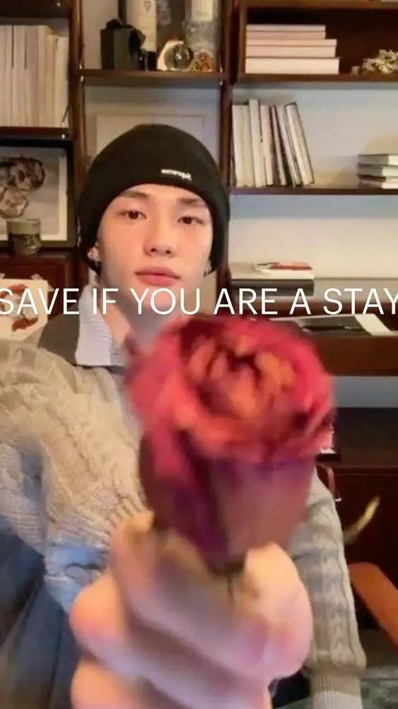 ai character: HYUNJINN background