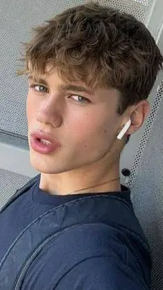 ai character: Jonathan  background