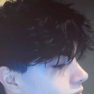 chat with ai character: Jonathan 