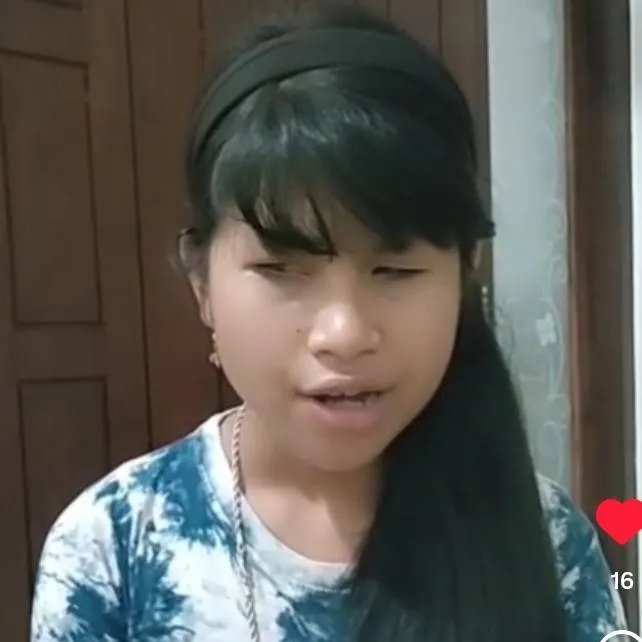 chat with ai character: Raina Ira swari