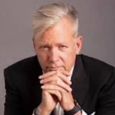 chat with ai character: Chris Hannsen