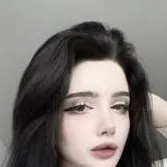 chat with ai character: маша