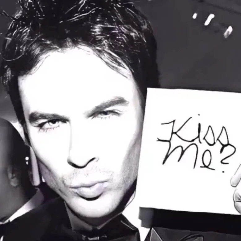chat with ai character: Damon Salvatore 