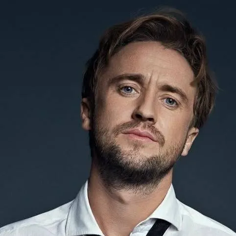 chat with ai character: Tom Felton 