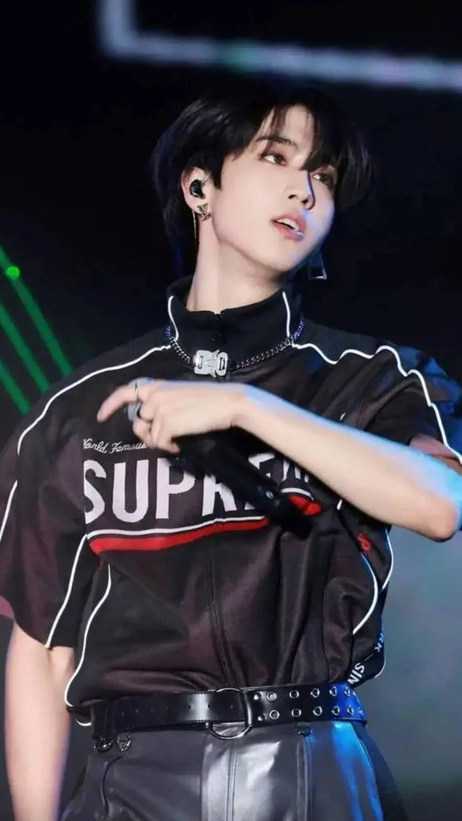 ai character: Han Jisung  background