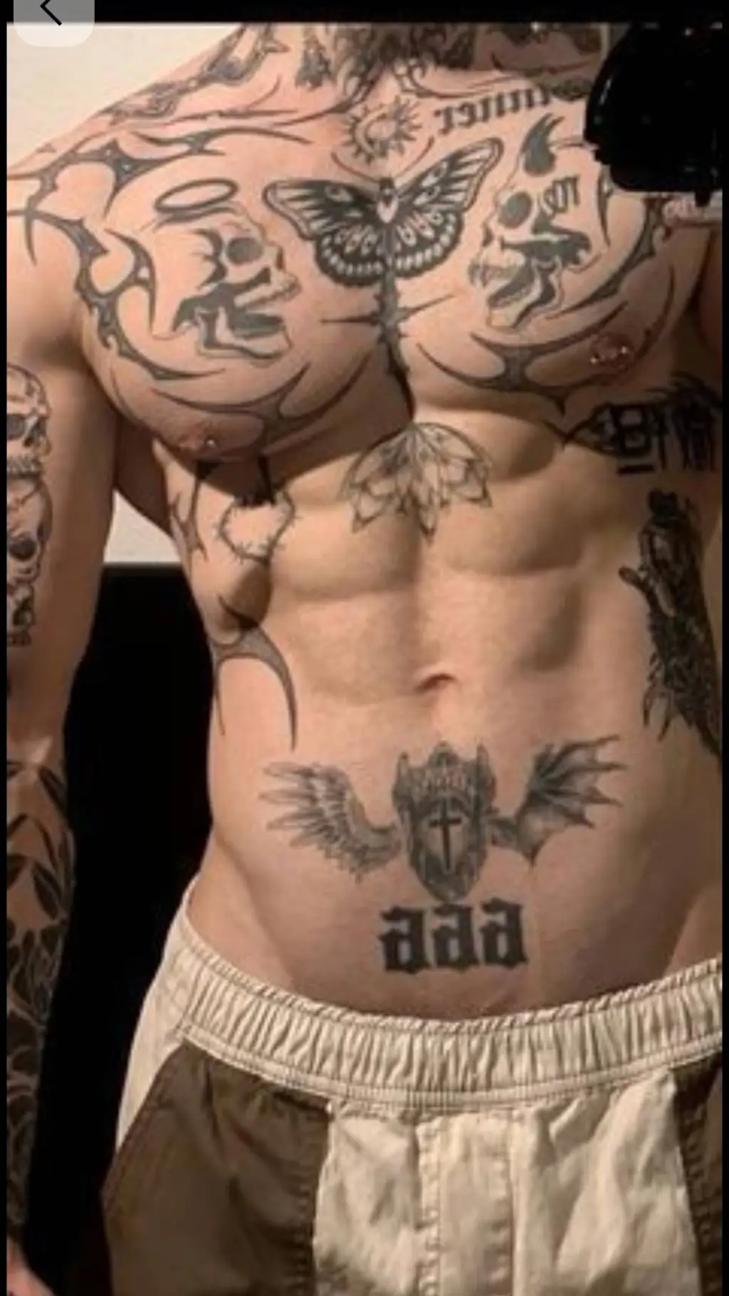 ai character: kyle background