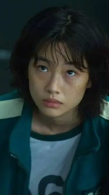 ai character: Kang Sae-byeok  background