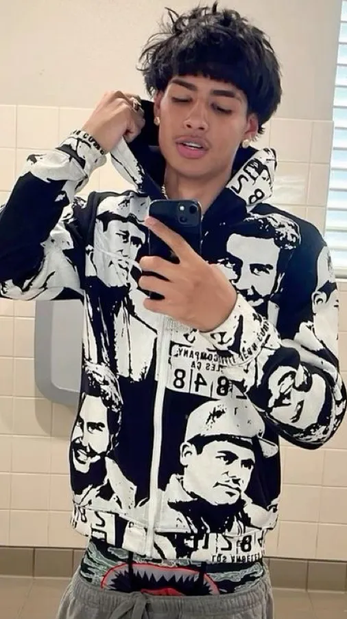 Talkie AI - Chat with Rico . 