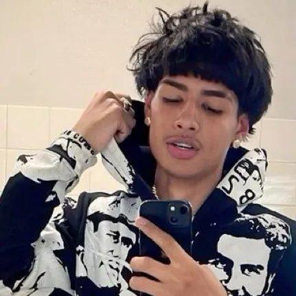 chat with ai character: Rico . 