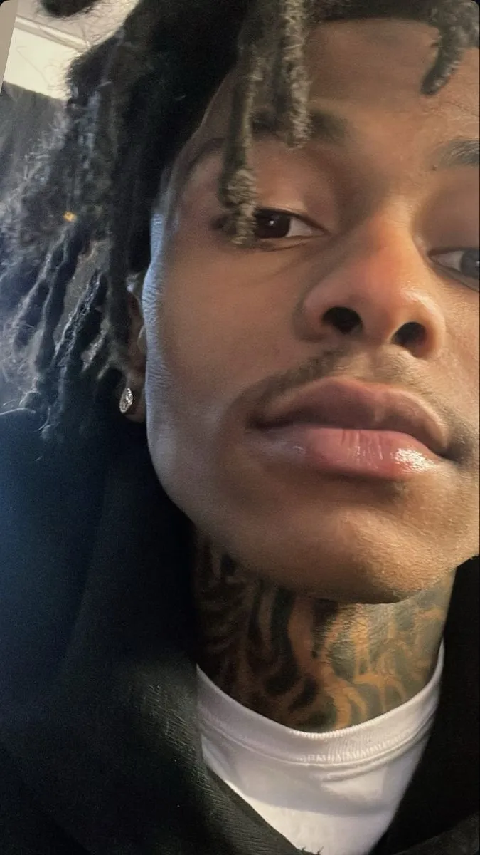 ai character: Jorian . !! background