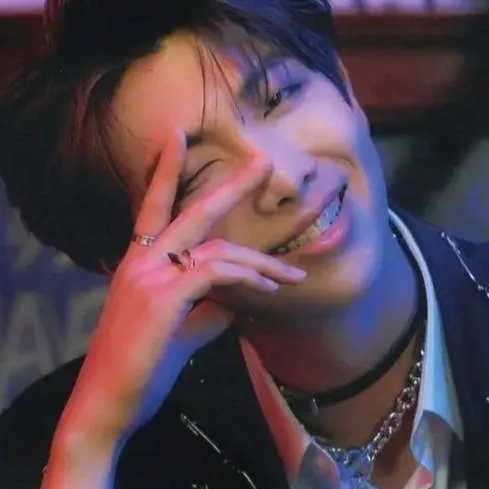 chat with ai character: KIM NAMJOON 