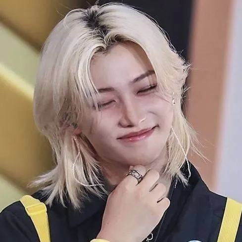 chat with ai character: Felix🐥