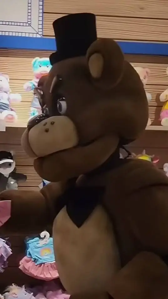 ai character: фредди  background