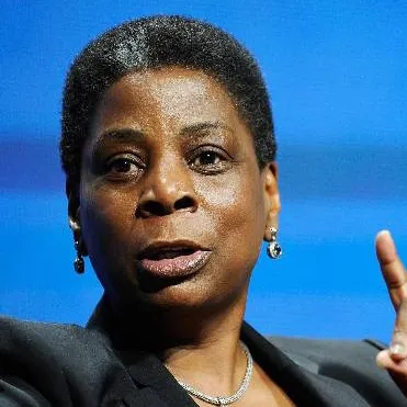 chat with ai character: Aria Crimson