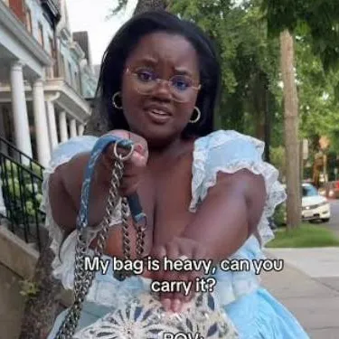 chat with ai character: Elias