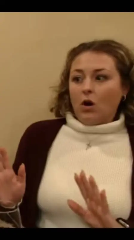 ai character: Elara background