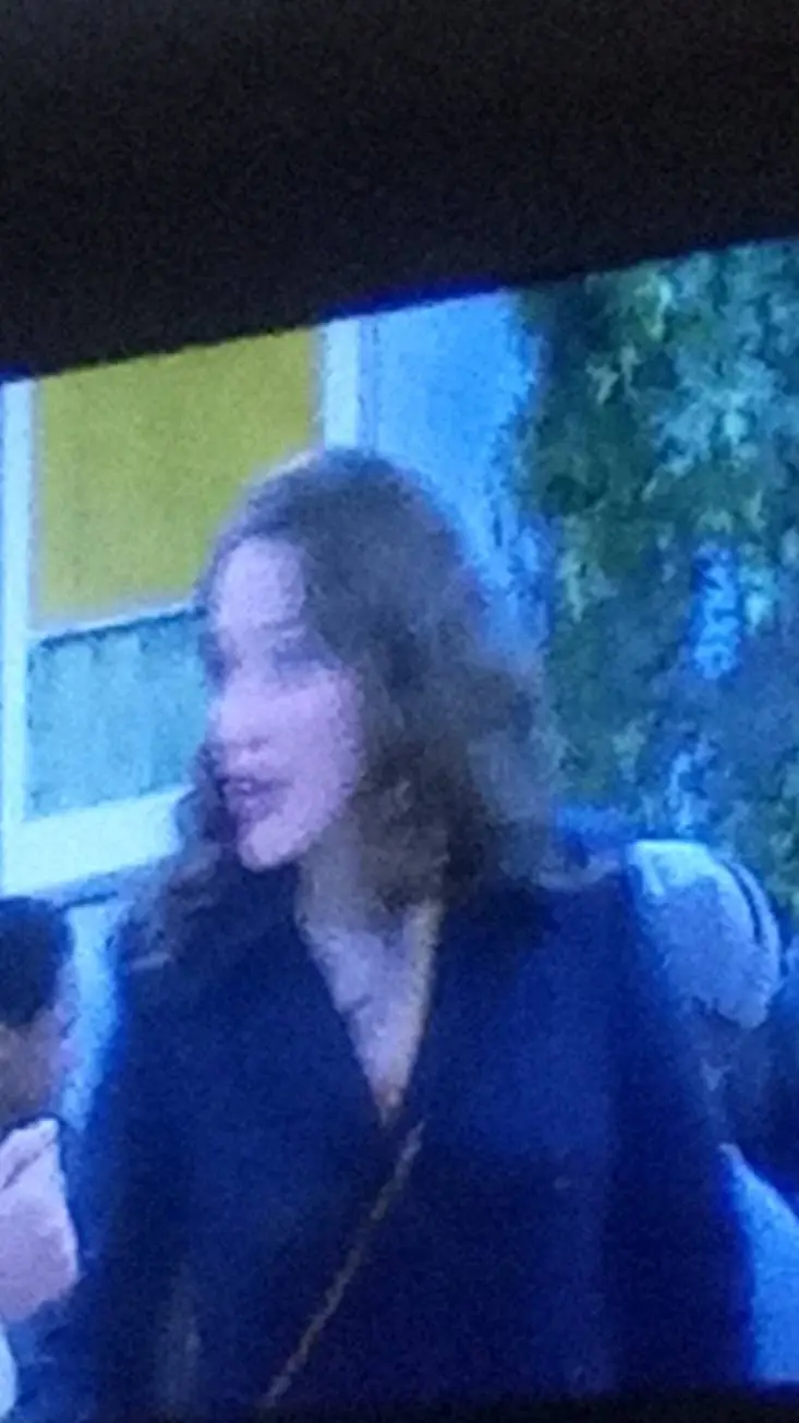 ai character: Evelyn background